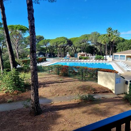 Studio 4P Vue Piscine St Raphael Valescure - Au Coeur Des Golfs Saint-Raphaël エクステリア 写真