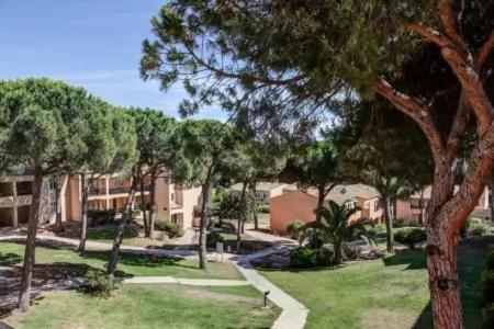 Studio 4P Vue Piscine St Raphael Valescure - Au Coeur Des Golfs Saint-Raphaël エクステリア 写真